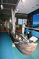 丸木舟（種子島博物館)